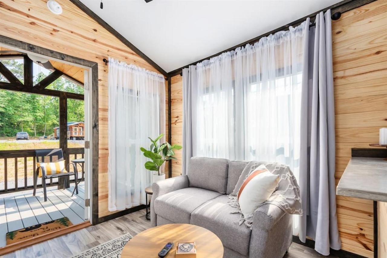 3 Bearly Working Luxury Tiny House Firepit Mins To Lake 甘特斯维尔 外观 照片